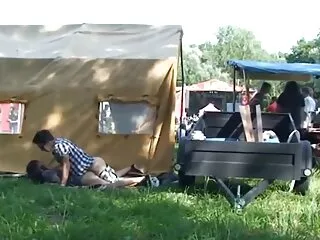 Fajok közötti kakasimádat csaladi porno ingyen